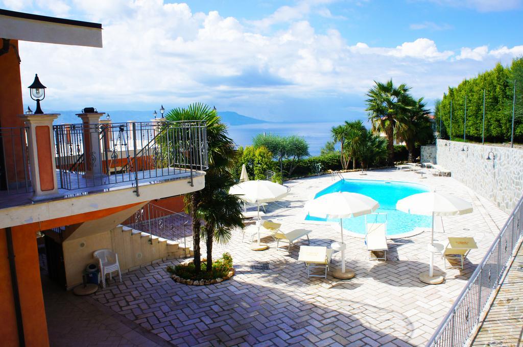 La Marinella Appartement Palmi Buitenkant foto