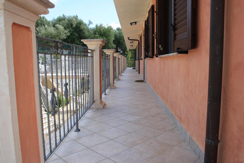 La Marinella Appartement Palmi Buitenkant foto