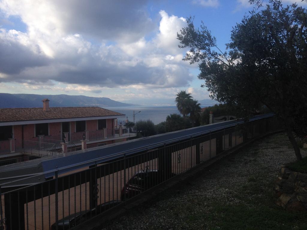 La Marinella Appartement Palmi Buitenkant foto